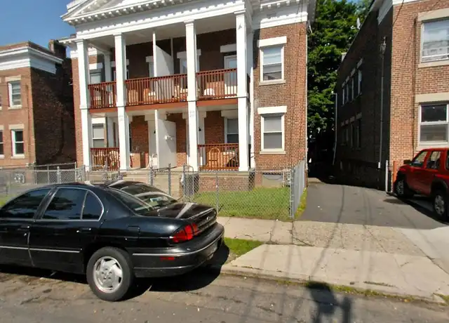 Property at 267 Dover St, Bridgeport, CT, 06610, 2 beds, 1 bath, [object Object]