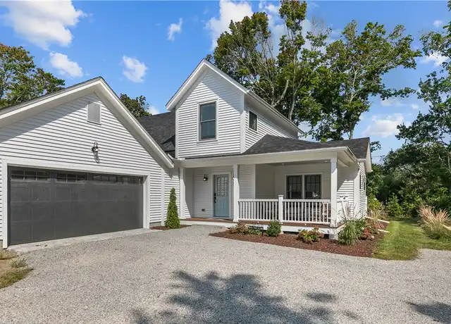 Property at 561A Bristol Ferry Rd Unit B, Portsmouth, RI, 02871, 2 beds, 2.5 baths, [object Object]