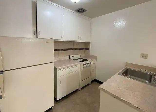 Property at 443 Lee St, Oakland, CA, 94610, 1-2 bed, 1 bath, [object Object]