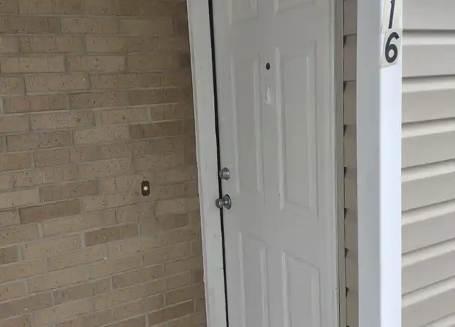 Property at 2316 S Highview Ave Unit 2316 Highview, Joplin, MO, 64804, 2 beds, 1.5 baths, [object Object]