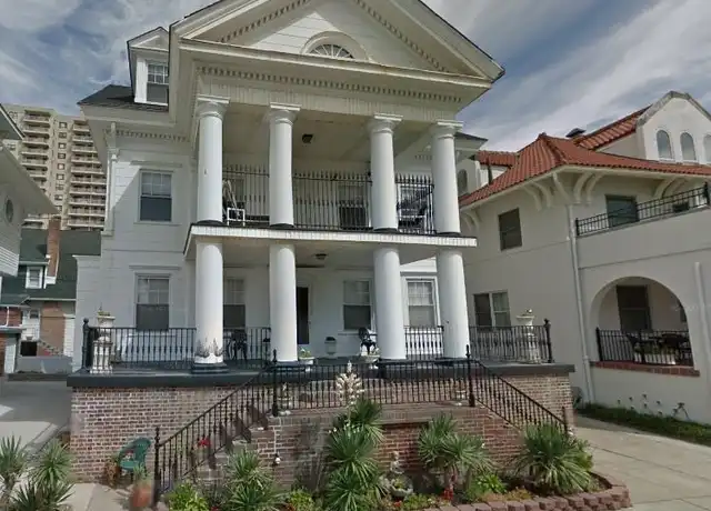 Property at 107 S Amherst Ave Unit 1st Floor, Ventnor City, NJ, 08406, 1 bed, 1 bath, [object Object]