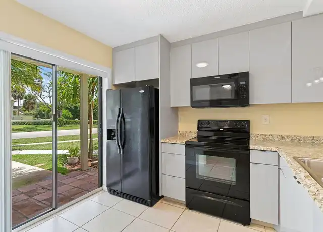 Property at 3275 Frederick Blvd, Delray Beach, FL, 33483, 2 beds, 2 baths, [object Object]