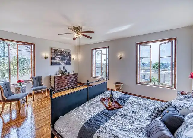 Property at Los Altos - 4121 Wilshire Blvd, Los Angeles, CA, 90010, 5 beds, 4 baths, [object Object]
