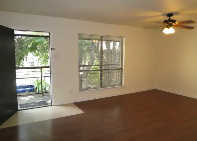Property at 4121 Avondale Ave Unit 201-E, Dallas, TX, 75219, 2 beds, 2 baths, [object Object]
