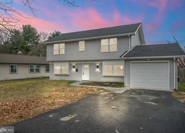 Property at 34 Hinsdale Ln, Willingboro, NJ, 08046, 5 beds, 3 baths, [object Object]