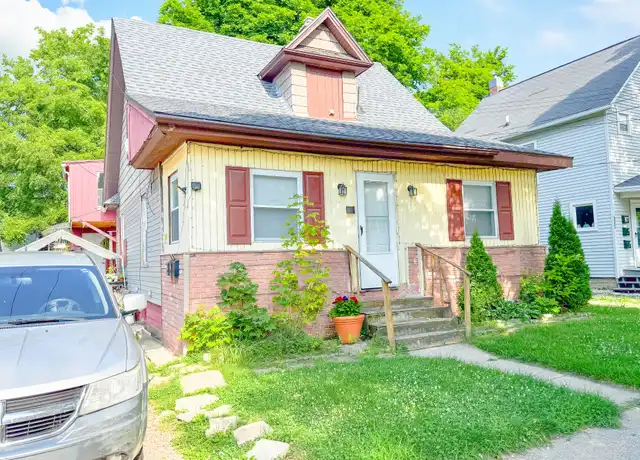 Property at 311 Rumsey Ave Unit 3, Lansing, MI, 48912, 1 bed, 1 bath, [object Object]