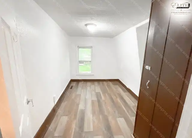 Property at 311 Rumsey Ave Unit 3, Lansing, MI, 48912, 1 bed, 1 bath, [object Object]