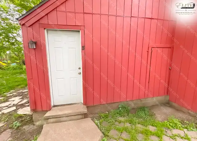Property at 311 Rumsey Ave Unit 3, Lansing, MI, 48912, 1 bed, 1 bath, [object Object]
