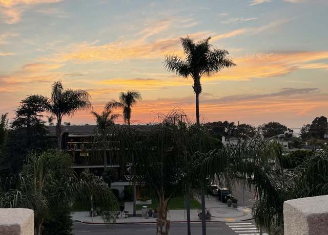 Photo of 207 Orange Ave, Coronado, CA 92118