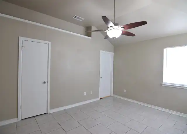 Property at 5306 Trailview Dr, Temple, TX, 76502, 3 beds, 2 baths, [object Object]