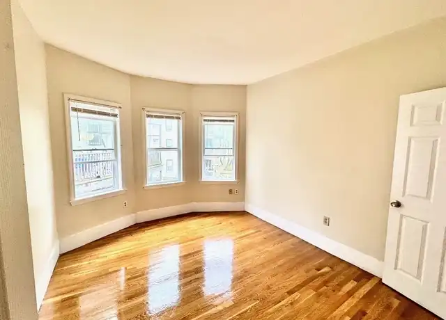 Property at 6 Calder St Unit 2, Dorchester, MA, 02124, 4 beds, 1 bath, [object Object]
