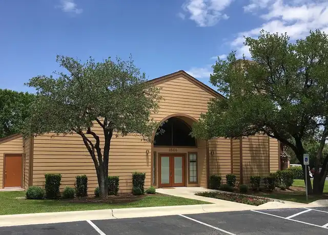 Property at Apple Creek Apartments - 1501 Lawnmont Dr, Round Rock, TX, 78664, 1-2 bed, 1-2 bath, [object Object]