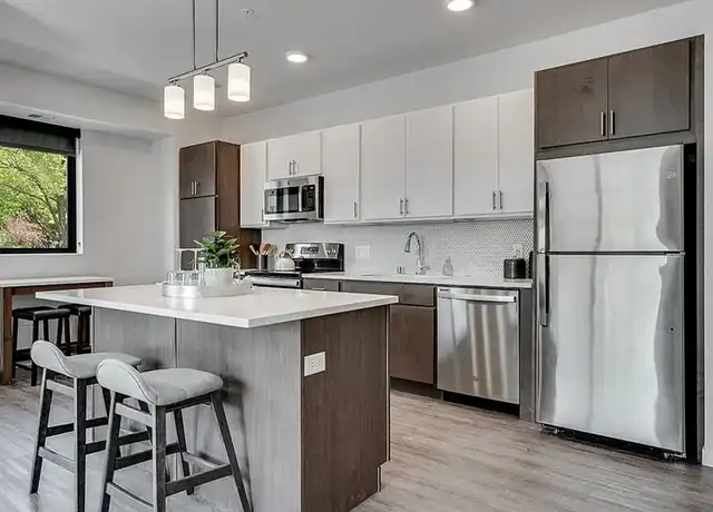 Property at Parker Station Flats - 3600 France Ave N, Minneapolis, MN, 55422, 0-1 beds, 1 bath, [object Object]