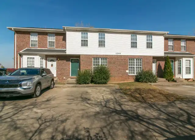 Property at 1244 Parkway Pl, Clarksville, TN, 37042, 2 beds, 1.5 baths, [object Object]