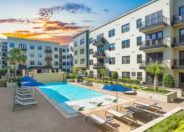 Property at MAA Katy Trail - 3223 Lemmon Ave, Dallas, TX, 75204, 0-2 beds, 1-2 bath, [object Object]