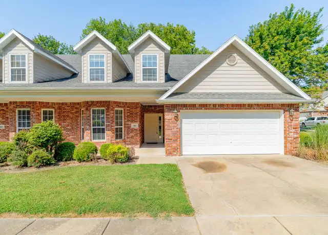 Property at 485 S Pierremont Dr, Fayetteville, AR, 72701, 4 beds, 2.5 baths, [object Object]