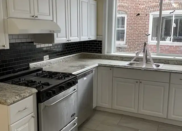 Property at 811 Washington St Unit 3, Brookline, MA, 02446, 3 beds, 2 baths, [object Object]