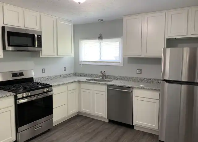 Property at 800 Mill St, Bridgeville, PA, 15017, 4 beds, 2 baths, [object Object]