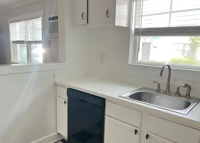 Property at 282 9th St NE Unit 282-06, Atlanta, GA, 30309, 1 bed, 1 bath, [object Object]