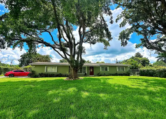 Property at 19505 SW 128th Ave, Miami, FL, 33177, 3 beds, 2 baths, [object Object]