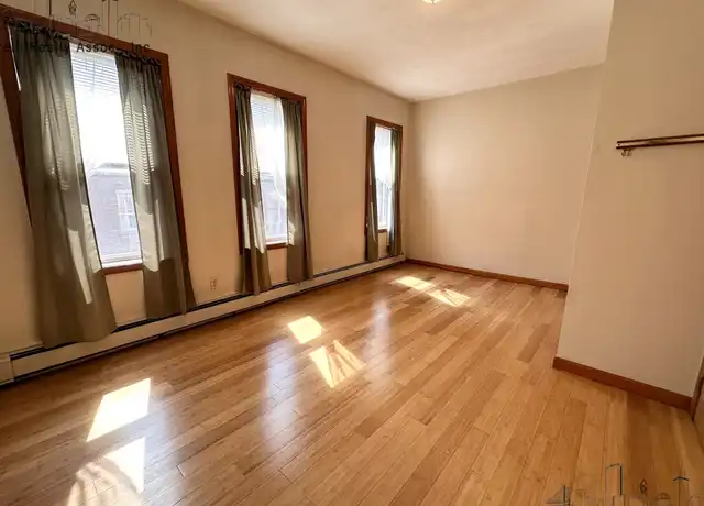 Property at 182 Salem St Unit 3, Boston, MA, 02113, 2 beds, 1 bath, [object Object]
