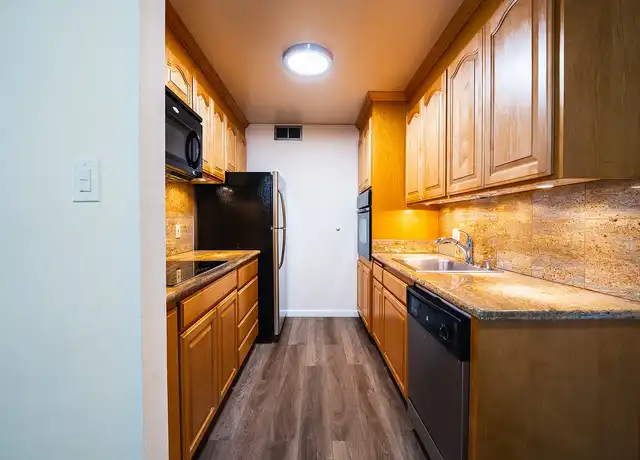 Property at Bellevue Towers Apartments - 396 Bellevue Ave, Oakland, CA, 94610, 1-2 bed, 1-2 bath, [object Object]