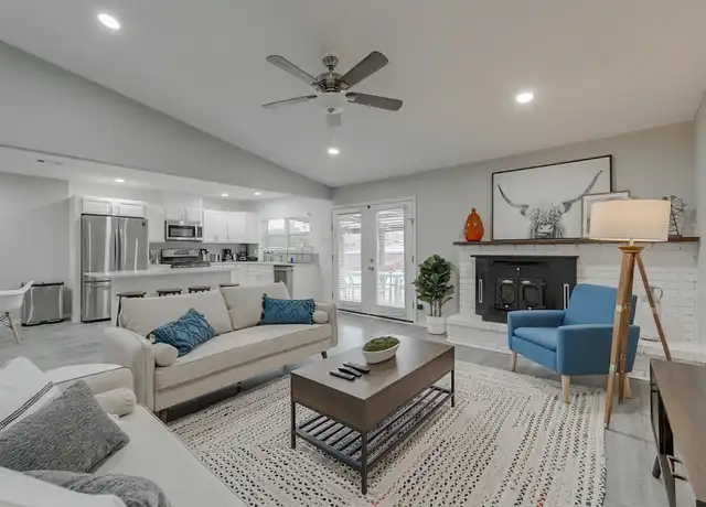 Property at 2922 Clover Valley Dr, Garland, TX, 75043, 4 beds, 2 baths, [object Object]