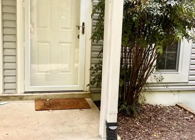 Property at 12142 Cardamom Dr, Woodbridge, VA, 22192, 1 bed, 1 bath, [object Object]
