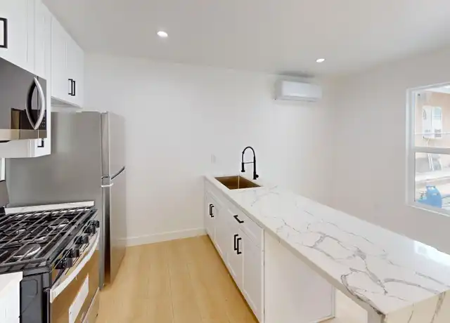 Property at 2028 E 3rd St Unit 2032 1/2, Los Angeles, CA, 90033, 1 bed, 1 bath, [object Object]