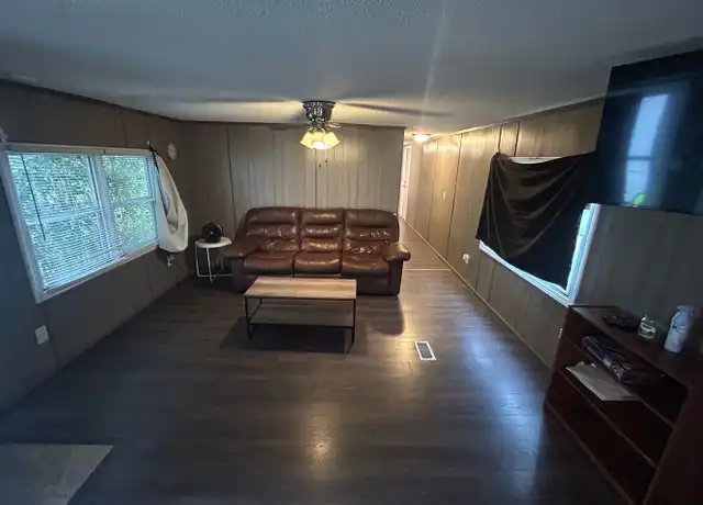 Property at 1771 Hodgenville Rd, Elizabethtown, KY, 42701, 2 beds, 1 bath, [object Object]