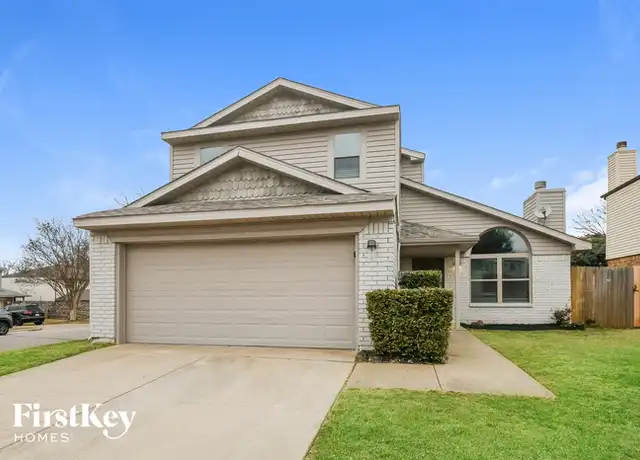 Property at 1718 Stoneway Dr, Grapevine, TX, 76051, 3 beds, 2 baths, [object Object]