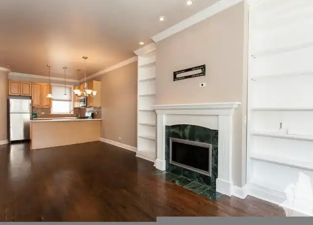 Property at 3850 N Southport Ave, Chicago, IL, 60613, 2 beds, 1 bath, [object Object]