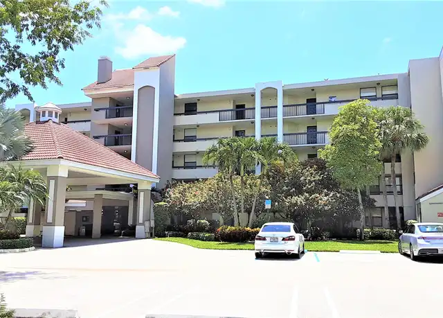 Property at 1915 Lavers Cir Unit E208, Delray Beach, FL, 33444, 2 beds, 2 baths, [object Object]