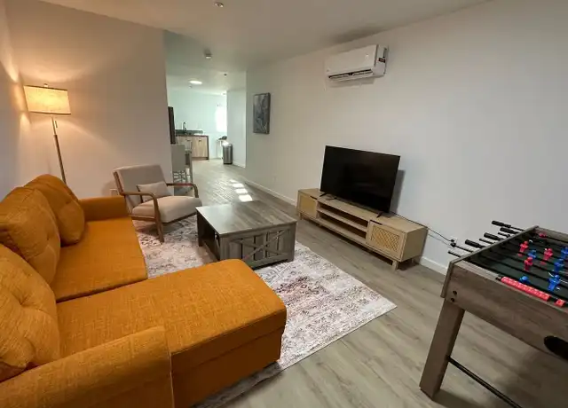 Property at 1577 N Fair Oaks Ave, Pasadena, CA, 91103, 0-1 beds, 1 bath, [object Object]