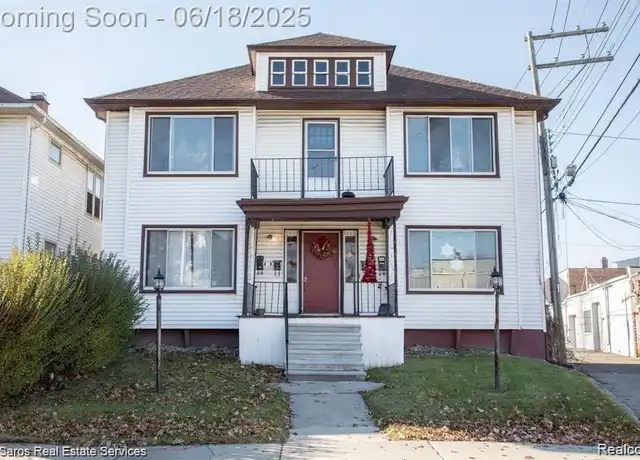 Property at 1463 Beaconsfield Ave, Grosse Pointe Park, MI, 48230, 2 beds, 1 bath, [object Object]