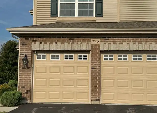 Property at 2068 Canyon Creek Ct Unit 2068, Aurora, IL, 60503, 3 beds, 2.5 baths, [object Object]