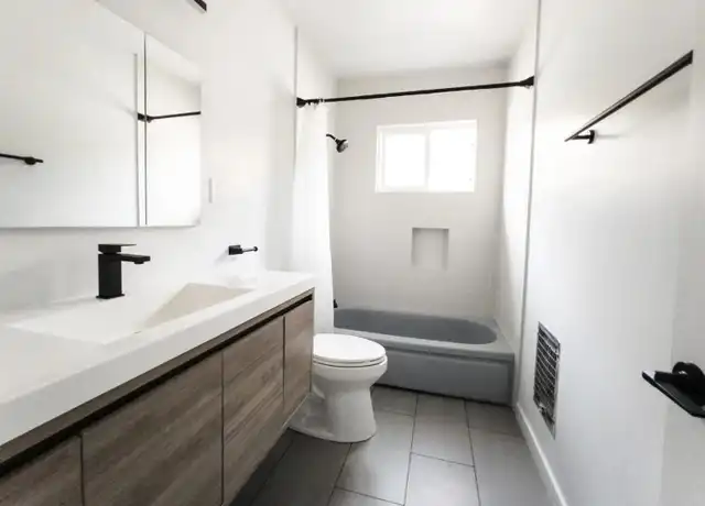 Property at 122 S Hayworth Ave Unit 118-9, Los Angeles, CA, 90048, 1 bed, 1 bath, [object Object]