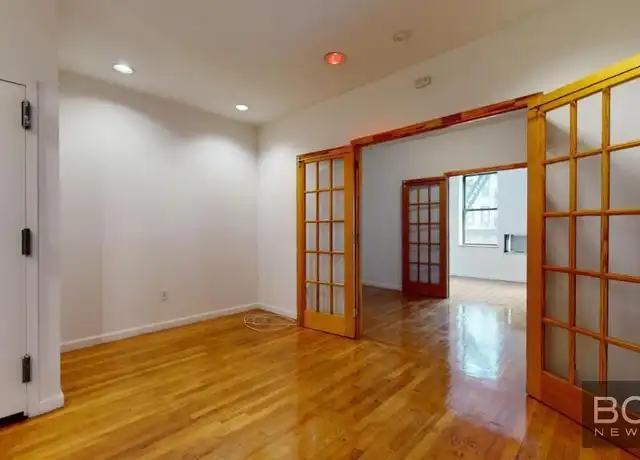 Property at 96 3rd Ave Unit 2F, New York, NY, 10003, 2 beds, 1 bath, [object Object]