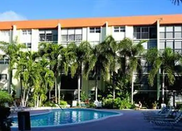 Property at 5321 NE 24th Ter Unit 312A, Fort Lauderdale, FL, 33308, 1 bed, 1.5 baths, [object Object]