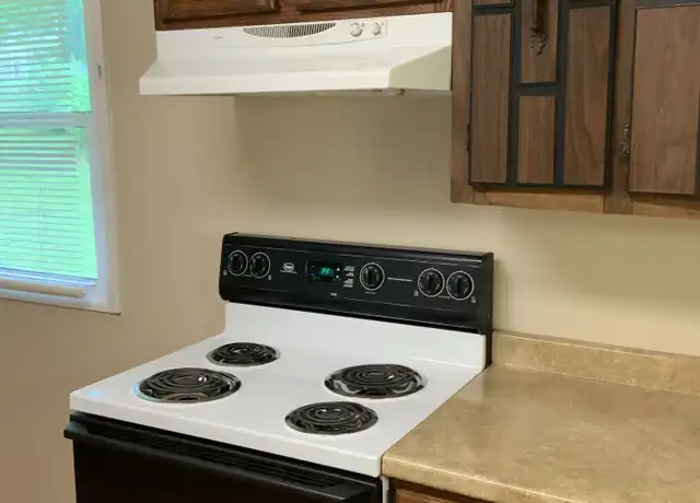 Property at 501 Ocala Dr NE Unit 2, Knoxville, TN, 37918, 2 beds, 2 baths, [object Object]