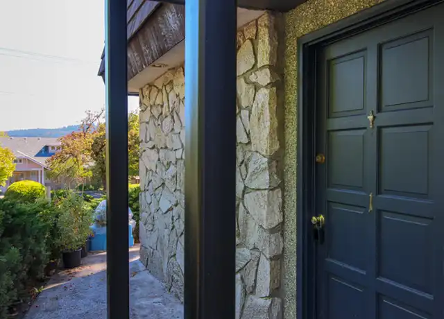 Property at 2222 Willamette St #1, Eugene, OR, 97405, 1 bed, 1 bath, [object Object]