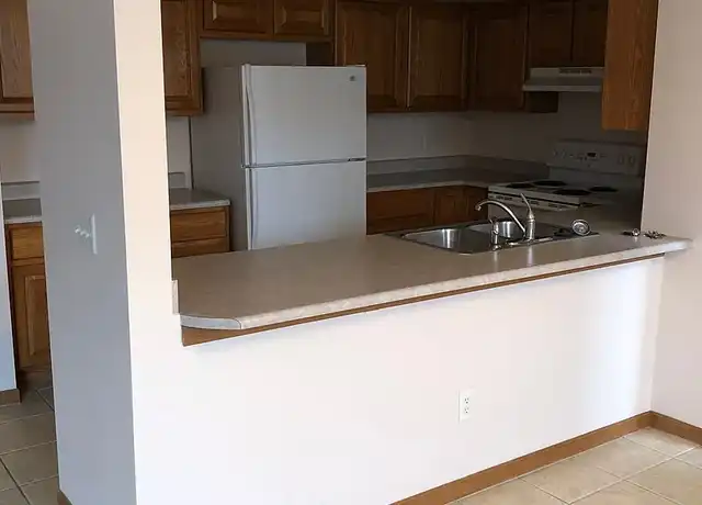 Property at Long Beach Cove Villa Apartments - 1000 Long Beach Ln, Michigan City, IN, 46360, 1-3 bed, 1-2 bath, [object Object]