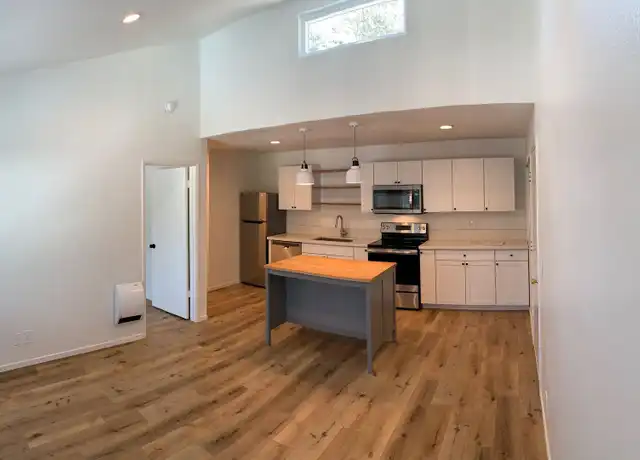 Property at 528 W Los Olivos St Unit 27, Santa Barbara, CA, 93105, 1 bed, 1 bath, [object Object]