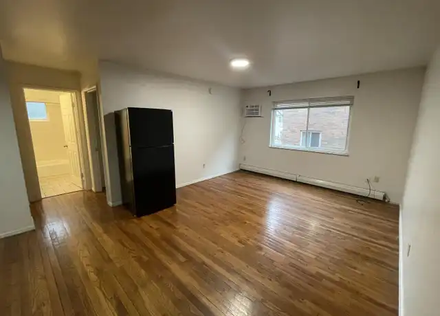 Property at 131 Kinsey Ave Unit 4, Cincinnati, OH, 45219, 1 bed, 1 bath, [object Object]