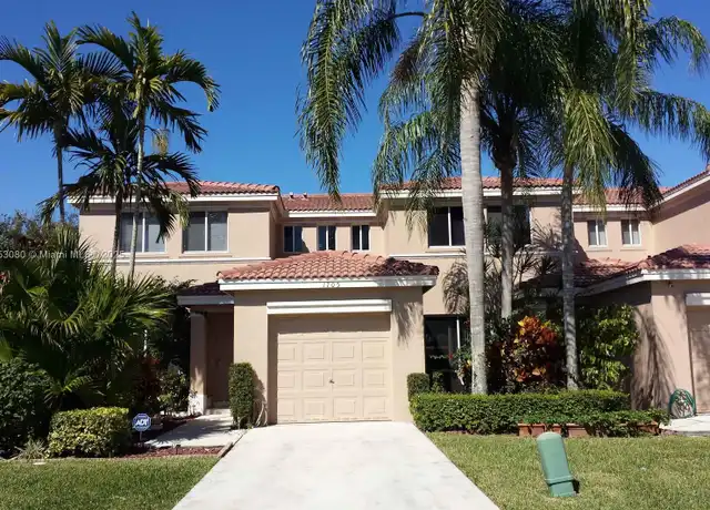 Property at 1705 SW 110th Ter, Davie, FL, 33324, 3 beds, 2.5 baths, [object Object]
