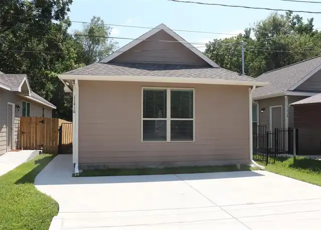 Property at 11416 Underwood St, Willis, TX, 77318, 2 beds, 2 baths, [object Object]