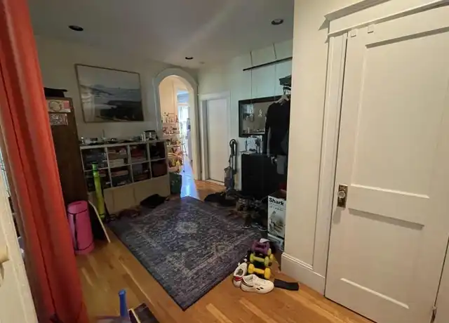 Property at 47 Mason Ter, Brookline, MA, 02446, 2 beds, 1 bath, [object Object]