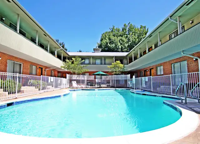 Property at 4125 Swiss Ave Unit 1A, Dallas, TX, 75204, 1 bed, 1 bath, [object Object]