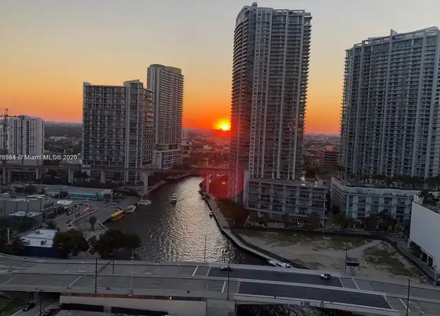 Property at 31 SE 5th St #2407, Miami, FL, 33131, 1 bed, 1 bath, [object Object]