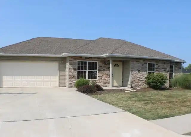 Property at 205 Martha Crump Dr, Ashland, MO, 65010, 3 beds, 2 baths, [object Object]